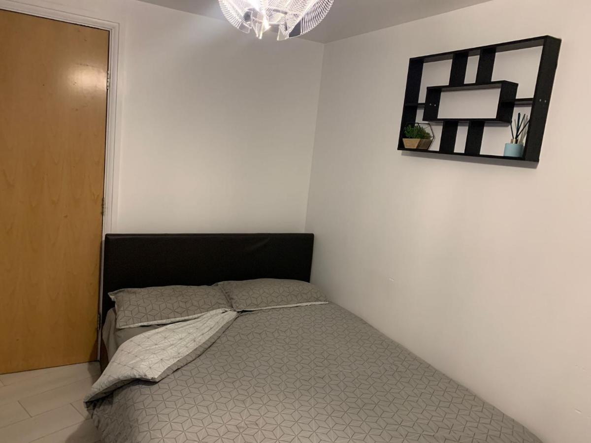 Room Near City Londres Exterior foto